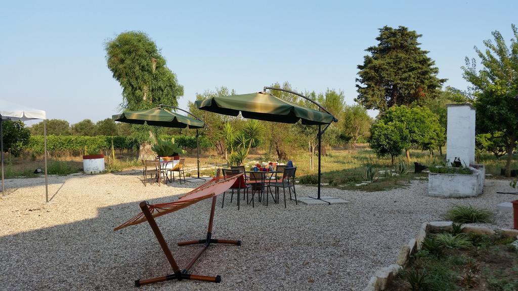 Agriturismo Occhineri ポルト・チェザーレオ エクステリア 写真