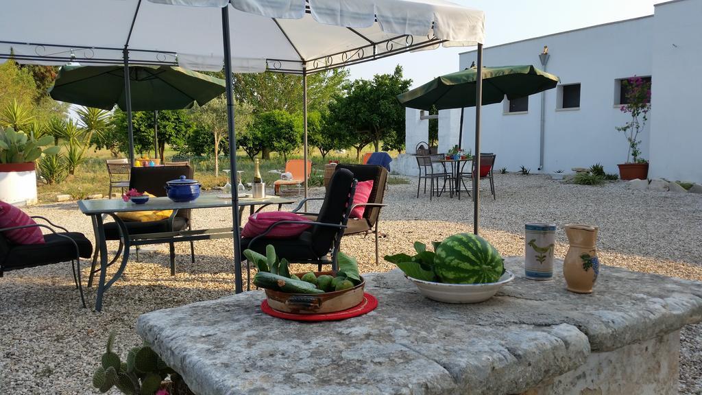 Agriturismo Occhineri ポルト・チェザーレオ エクステリア 写真